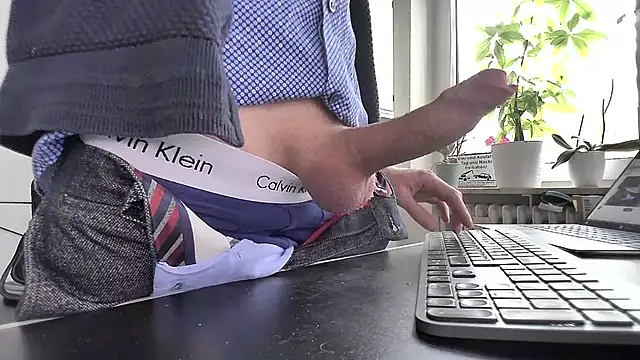 sperma tributes online show from March 2025 08:36:01 AM