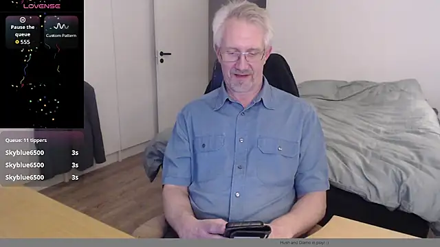 Snapshot of tom-swede chatting on March 2026 09:40:01 PM tom-swede online show from March 2026 09:40:01 PM