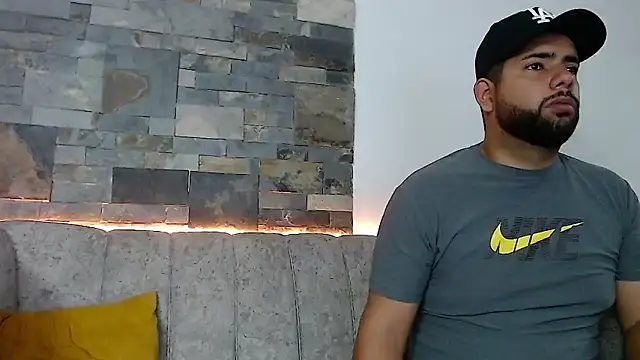 Snapshot of passionate_love22 chatting on February 2026 12:15:01 PM passionate love22 online show from February 2026 12:15:01 PM