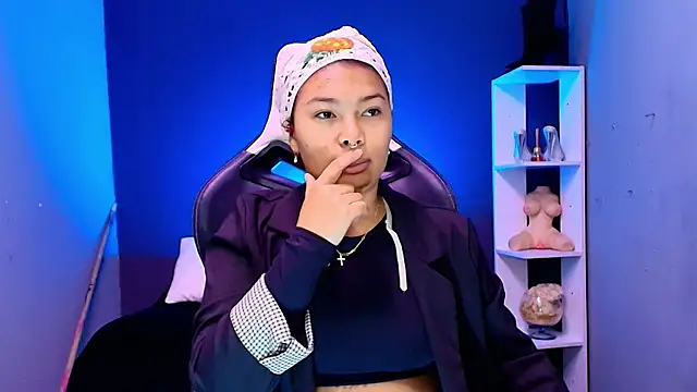 JadaRoberts online show from September 2025 12:32:01 PM