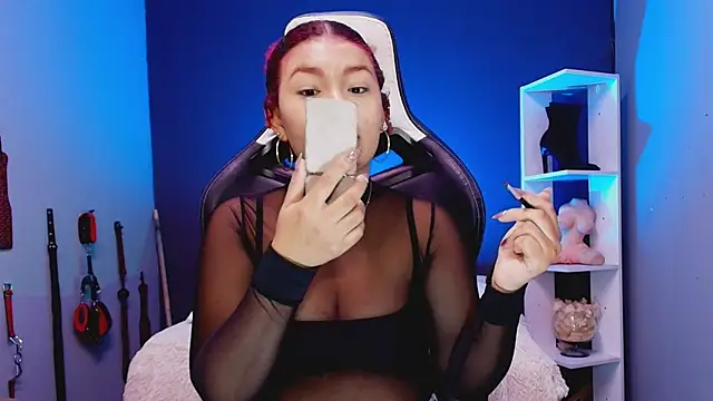 JadaRoberts online show from December 2025 12:34:02 PM