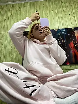 sara winehouse1 online show from April 2026 03:53:02 AM