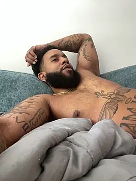 MilkyMontana online show from April 2026 04:22:02 PM