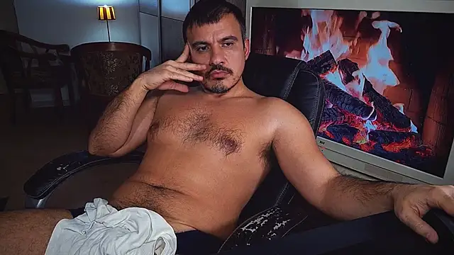 officeman7 online show from January 2025 08:07:01 PM