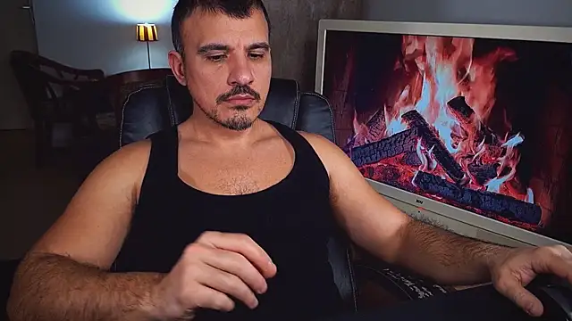 officeman7 online show from January 2025 04:16:01 PM