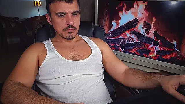 officeman7 online show from February 2025 05:17:02 PM