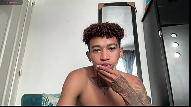 sexy blacks  online show from November 2025 12:05:01 PM