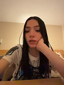 Snapshot of ShannonShanny chatting on February 2026 09:44:01 PM ShannonShanny online show from February 2026 09:44:01 PM