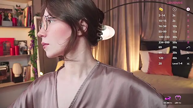 askaudrey  online show from February 2025 01:53:02 PM