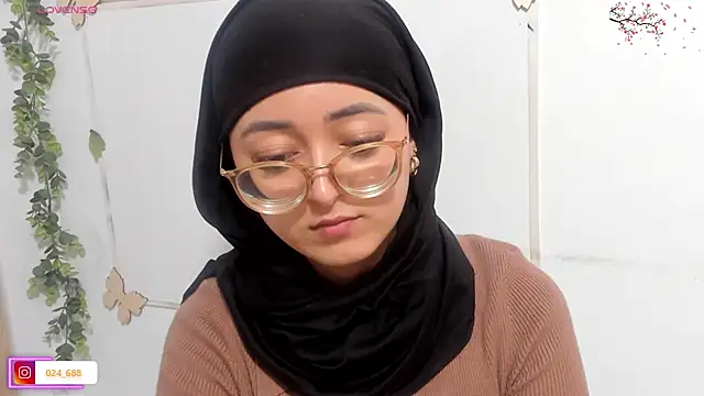 Snapshot of aysel_elid chatting on July 2026 08:14:01 PM aysel elid online show from July 2026 08:14:01 PM