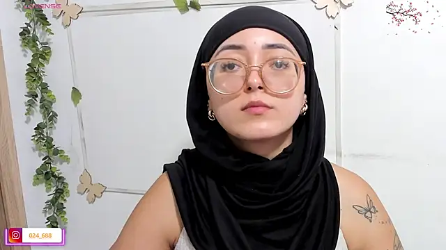 Snapshot of aysel_elid chatting on July 2026 10:30:02 PM aysel elid online show from July 2026 10:30:02 PM