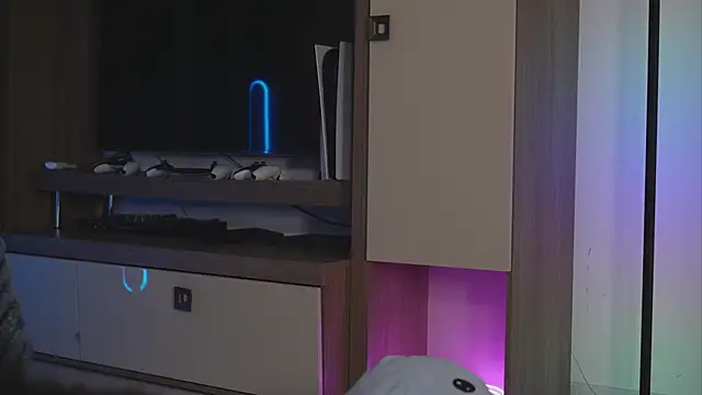 Moan4u online show from September 2025 07:20:02 AM