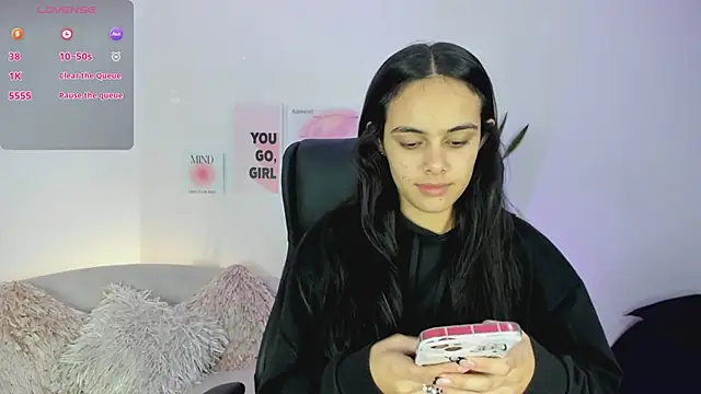 Snapshot of ChloeHarper_ chatting on February 2025 12:36:02 PM ChloeHarper online show from February 2025 12:36:02 PM