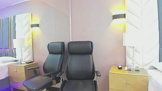 ChloeHarper  online show from January 2026 11:37:02 AM