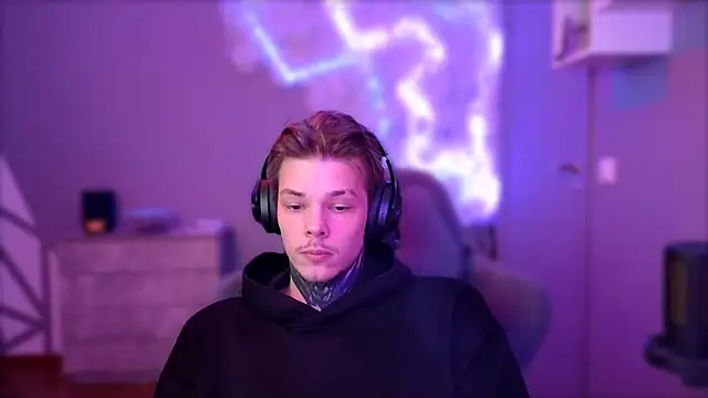 DENIS HERE online show from December 2024 10:24:01 AM