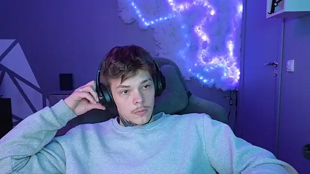 DENIS HERE online show from December 2024 01:29:02 PM