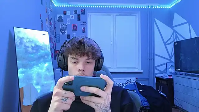 DENIS HERE online show from February 2025 04:25:02 PM