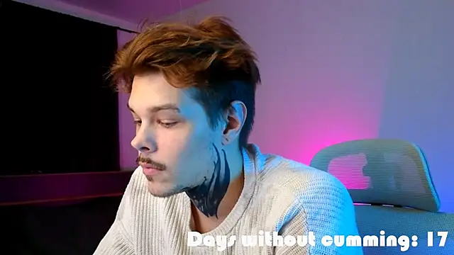 DENIS HERE online show from April 2026 07:00:01 PM