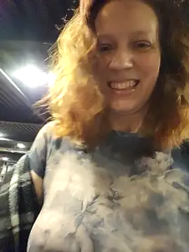 Exhibitionsplit online show from December 2025 10:06:01 PM