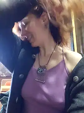 Exhibitionsplit online show from April 2026 08:57:02 AM