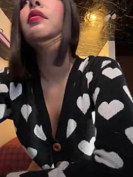 Snapshot of FoxyMx chatting on September 2025 01:21:01 AM FoxyMx online show from September 2025 01:21:01 AM