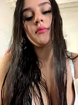 violet-333 online show from October 2025 05:03:01 PM