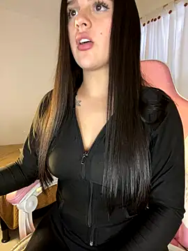 violet-333 online show from December 2025 06:34:02 PM