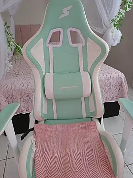 Ahrya  online show from January 2026 06:01:01 PM