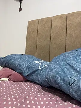 cristel 17 online show from November 2025 09:17:01 PM