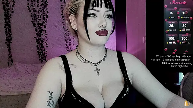 strawberry elfcat online show from March 2026 01:39:02 AM