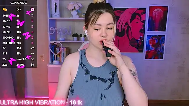 cutie mili online show from February 2025 09:46:02 AM