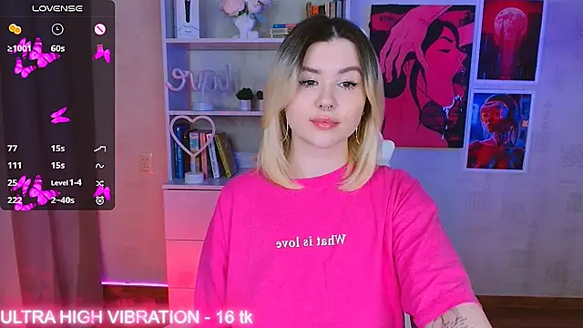 cutie mili online show from March 2025 11:07:01 AM