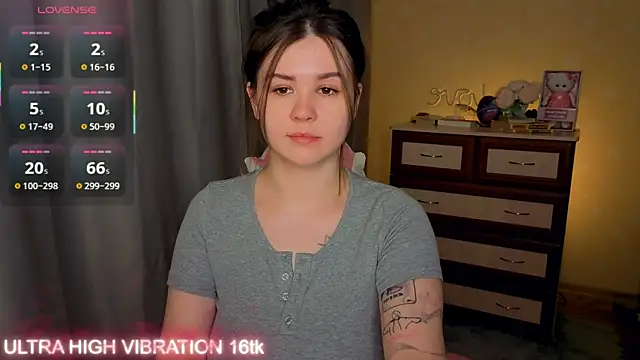 cutie mili online show from April 2026 03:09:01 PM