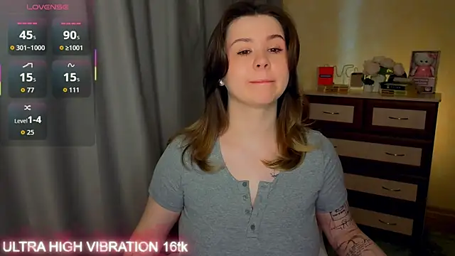 Snapshot of cutie_mili chatting on May 2026 10:53:01 AM cutie mili online show from May 2026 10:53:01 AM