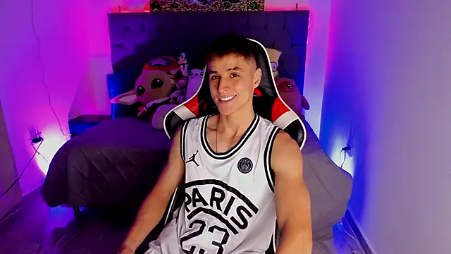 thomklein online show from December 2024 07:21:01 PM