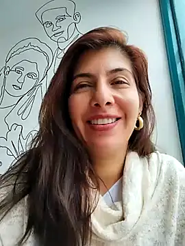 scarlett moore online show from March 2025 07:49:02 PM