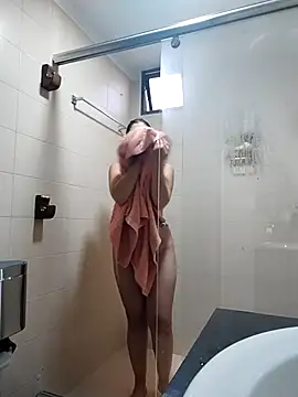 scarlett moore online show from March 2025 12:13:01 PM