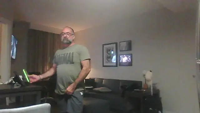 chainjulious online show from July 2026 11:31:01 PM