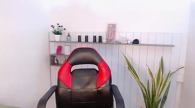 NikitaKiss online show from February 2025 07:14:01 PM