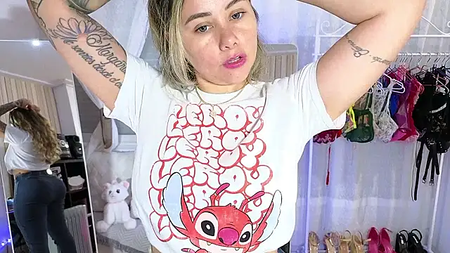 Snapshot of Tawny_cox chatting on February 2026 10:52:02 AM Tawny cox online show from February 2026 10:52:02 AM