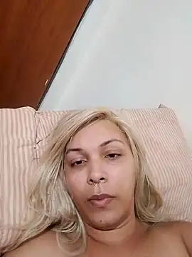 Snapshot of transgirl26 chatting on January 2025 10:05:01 PM transgirl26 online show from January 2025 10:05:01 PM