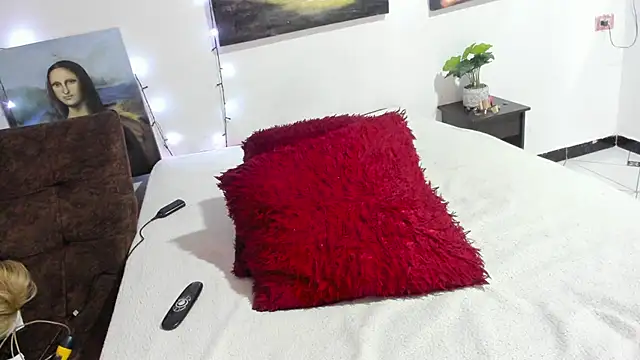 abby jose online show from November 2025 03:52:01 AM