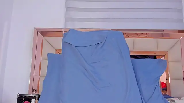 Snapshot of violetta-brown1 chatting on March 2025 03:12:02 AM violetta-brown1 online show from March 2025 03:12:02 AM