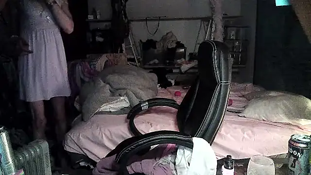 Ombeline1 online show from March 2025 10:02:02 PM