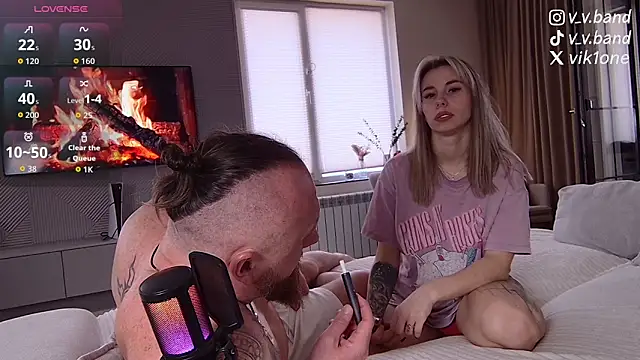 niki7377 online show from March 2026 06:24:02 AM