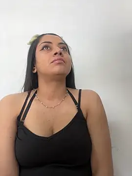 Juana19 online show from October 2025 03:25:02 PM