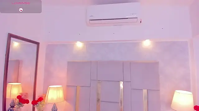 Camilaa Sanchez  online show from February 2025 10:58:02 AM