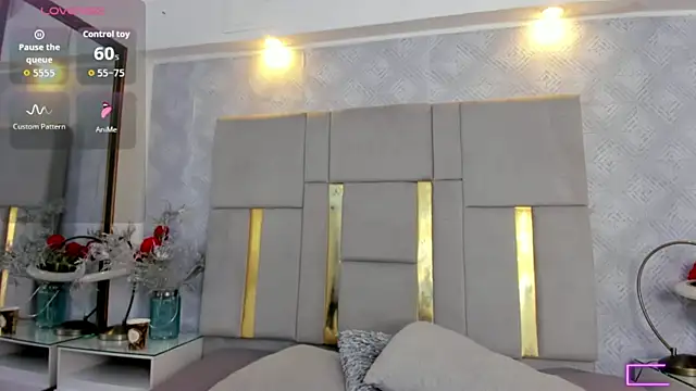 Camilaa Sanchez  online show from October 2025 11:32:02 AM