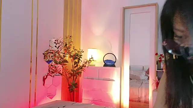 Snapshot of Kirei_kirei chatting on December 2024 12:28:02 PM Kirei kirei online show from December 2024 12:28:02 PM