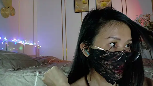 Snapshot of Kirei_kirei chatting on January 2025 01:09:01 PM Kirei kirei online show from January 2025 01:09:01 PM